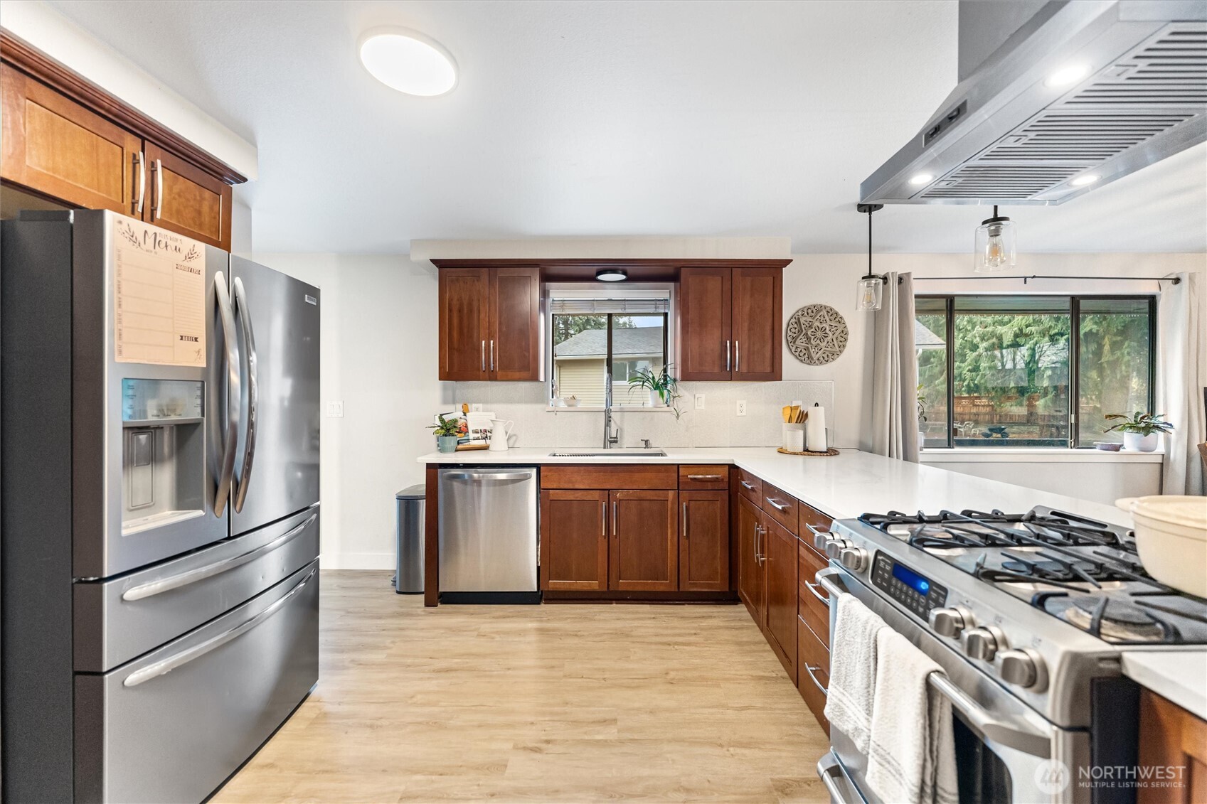 14408 141st Place Southeast Renton, WA 98059 - Photo 8 of 38