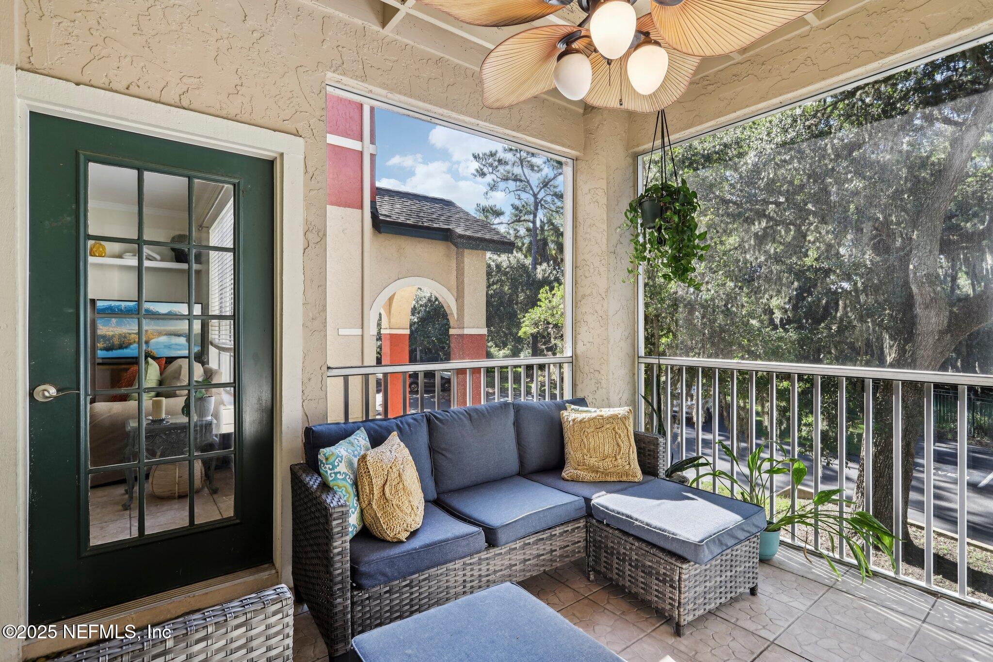 201 Colima Court, Unit 1221 Ponte Vedra Beach, FL 32082 - Photo 21 of 50 a balcony with furniture
