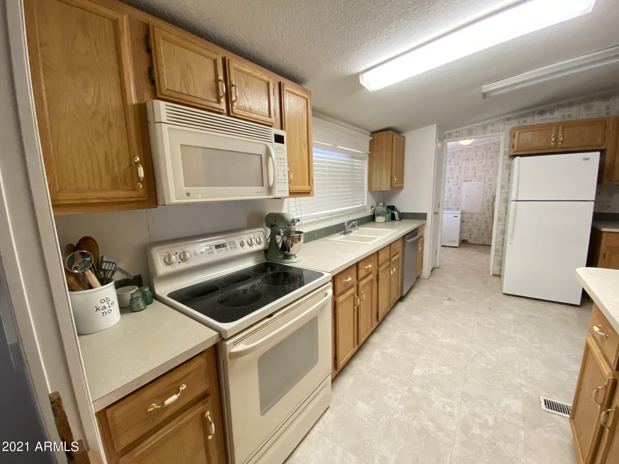 32380 North Felix Road San Tan Valley, AZ 85143 - Photo 6 of 20 IMG_5225
