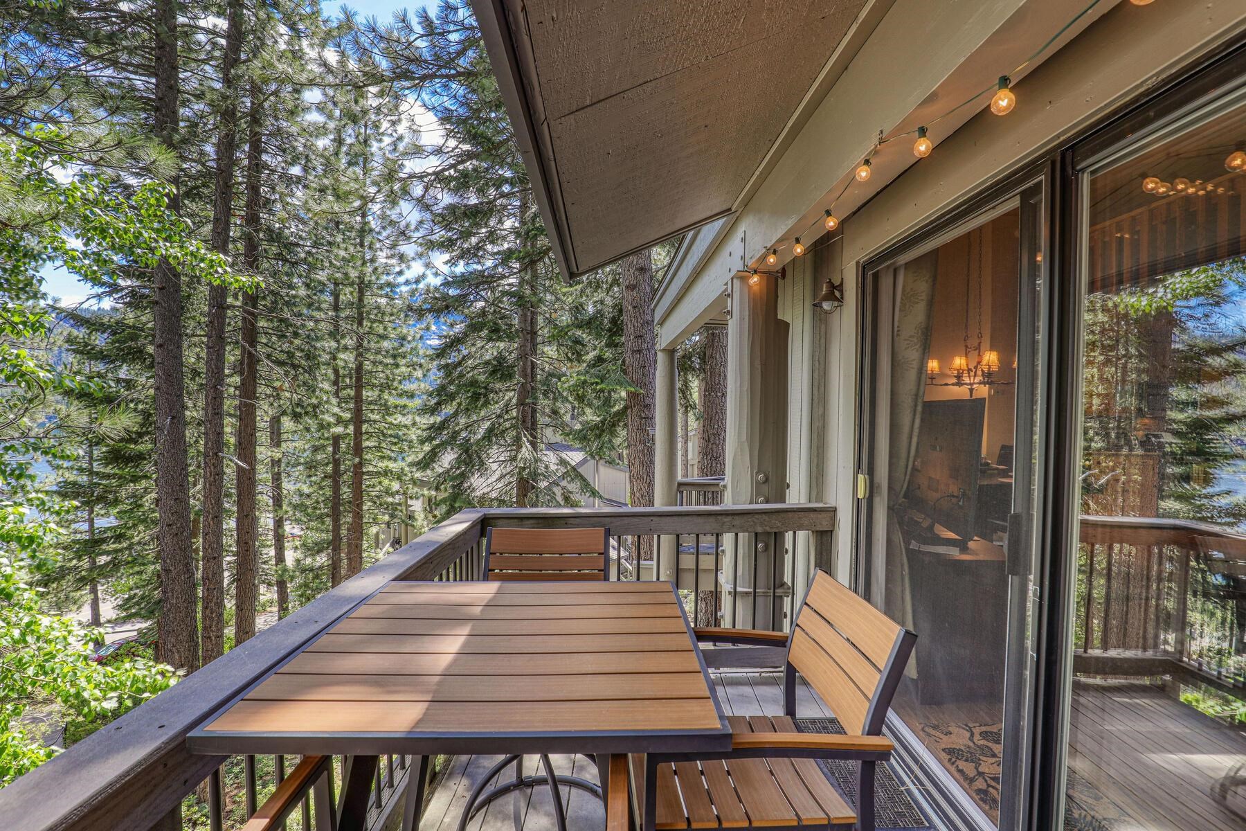15470 Donner Pass Road, Unit 25 Truckee, CA 96161 - Photo 12 of 28 Gallery Image 12