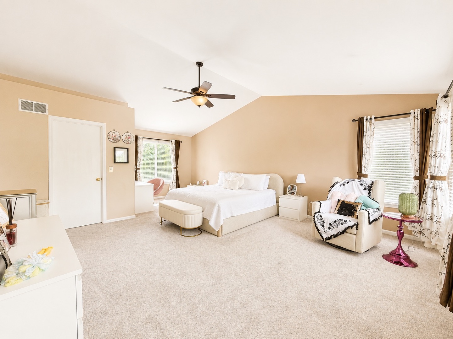 1969 Baldwin Way Bolingbrook, IL 60490 - Photo 11 of 36