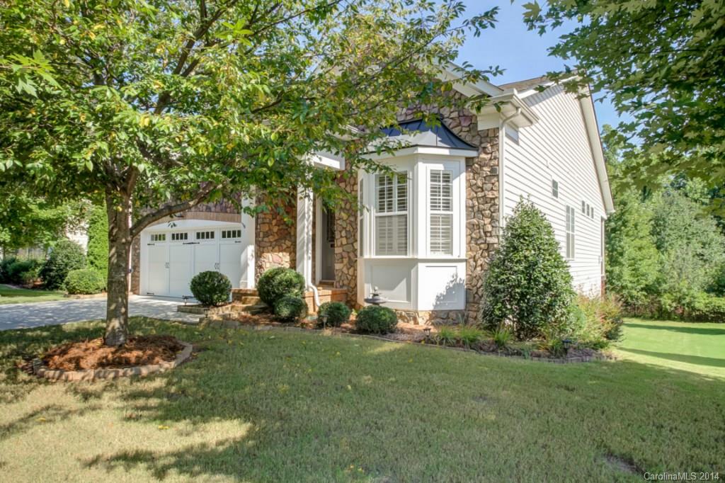 842 Treasure Court Fort Mill, SC 29708 - Photo 1 of 24 Gallery Image 1