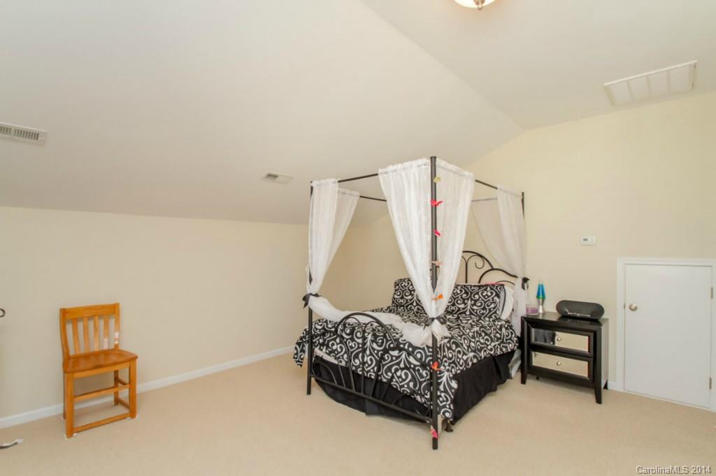 842 Treasure Court Fort Mill, SC 29708 - Photo 12 of 24 Gallery Image 12