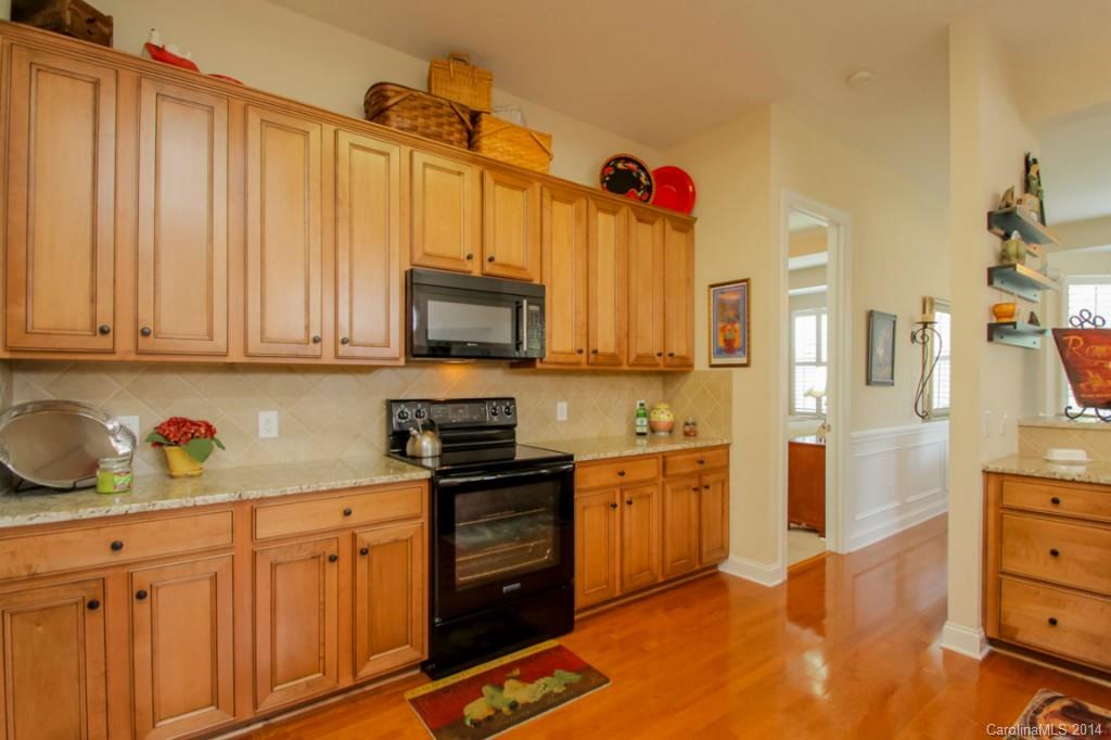 842 Treasure Court Fort Mill, SC 29708 - Photo 3 of 24 Gallery Image 3