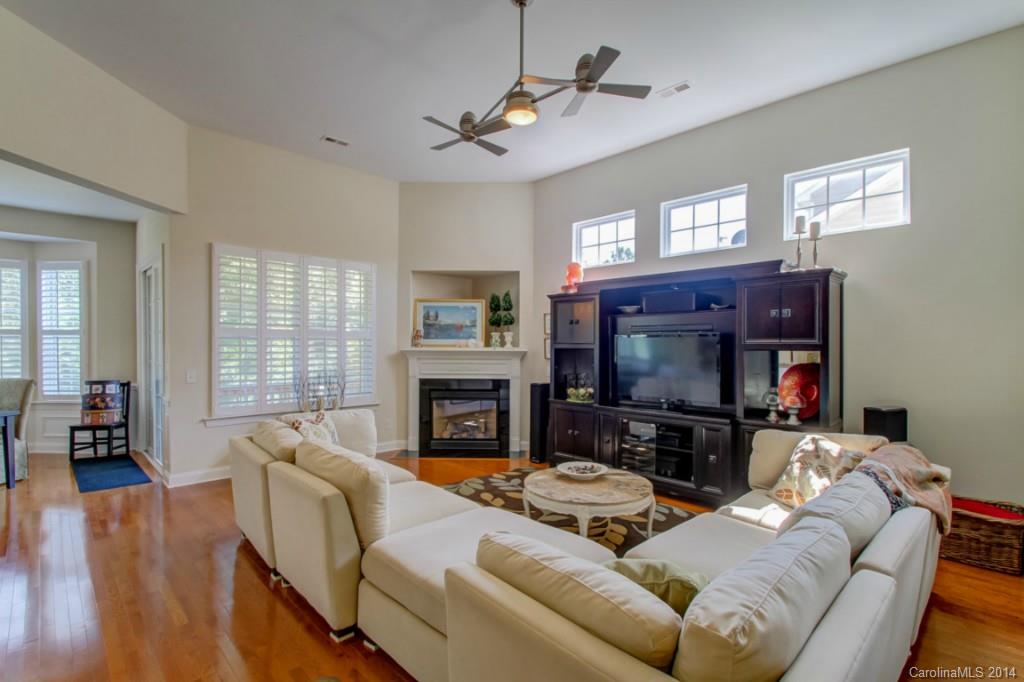 842 Treasure Court Fort Mill, SC 29708 - Photo 6 of 24 Gallery Image 6