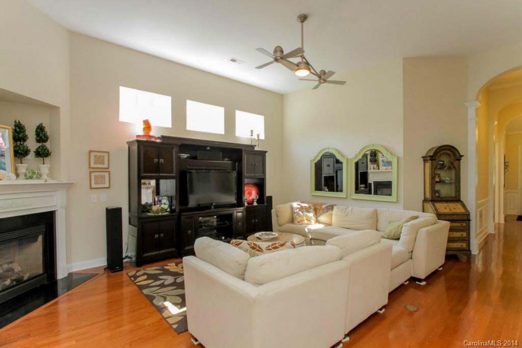 842 Treasure Court Fort Mill, SC 29708 - Photo 8 of 24 Gallery Image 8