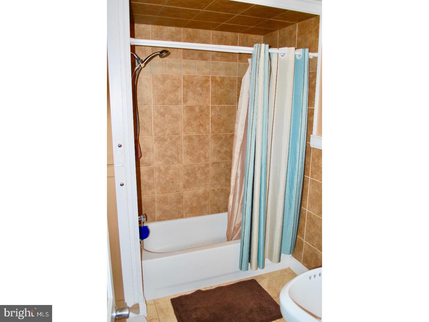 326 Cameron Street Reading, PA 19607 - Photo 11 of 18 Gallery Image 11