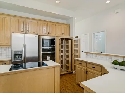 $585,000 | 434 Waterside Drive, Irving, TX 75063
