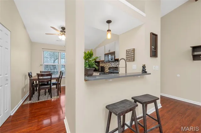 $156,000 | 808 Sugar Valley Court, Unit 6, St. Peters, MO 63376