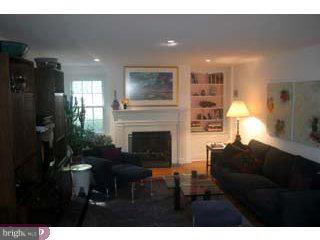 3 Blackthorn Road Wallingford, PA 19086 - Photo 2 of 6