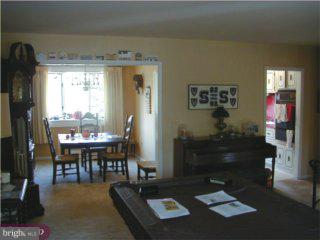 46 Overhill Road Stratford, NJ 08084 - Photo 2 of 4