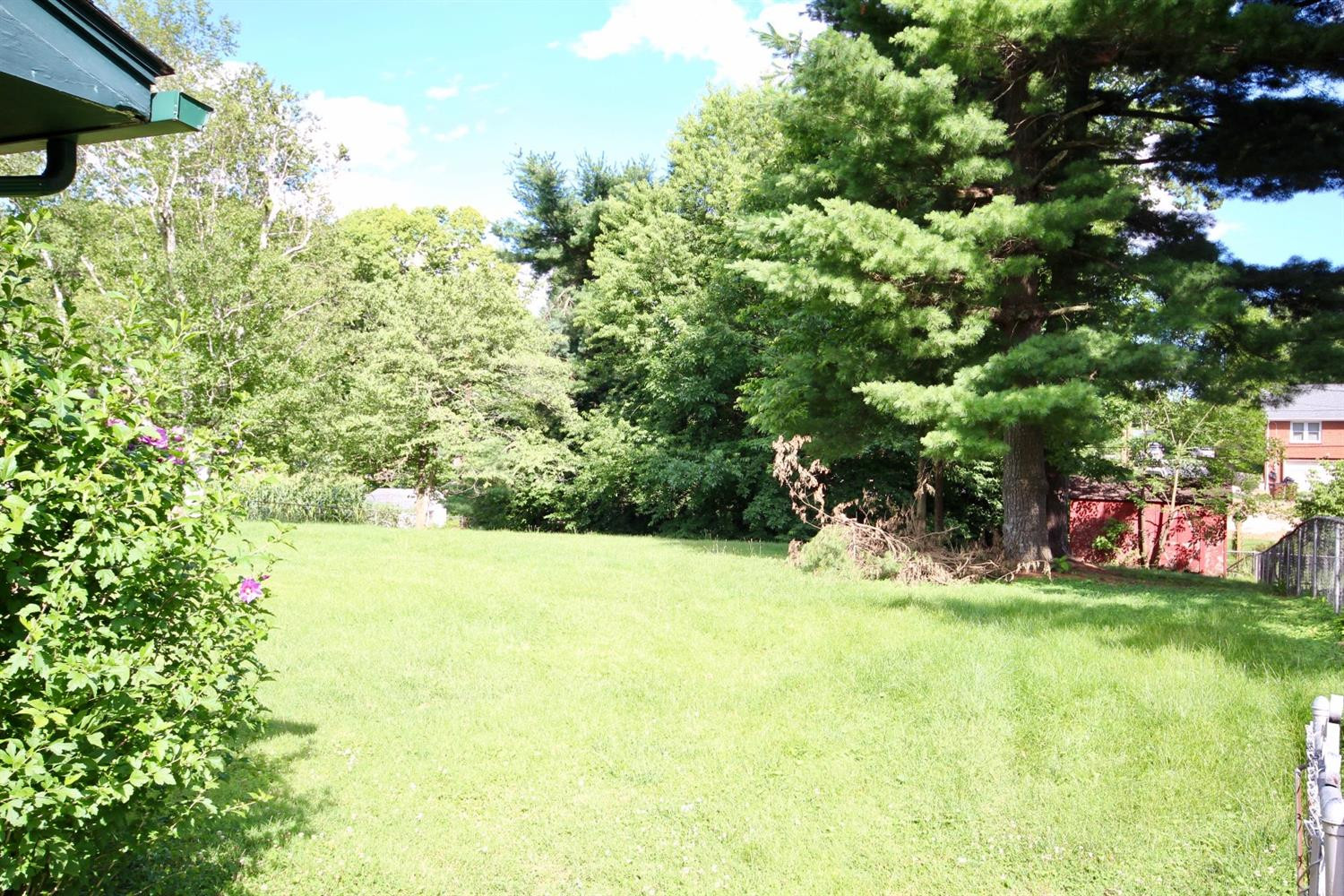 200 Woodlark Road Versailles, KY 40383 - Photo 41 of 45 Spacious, Fenced Back Yard