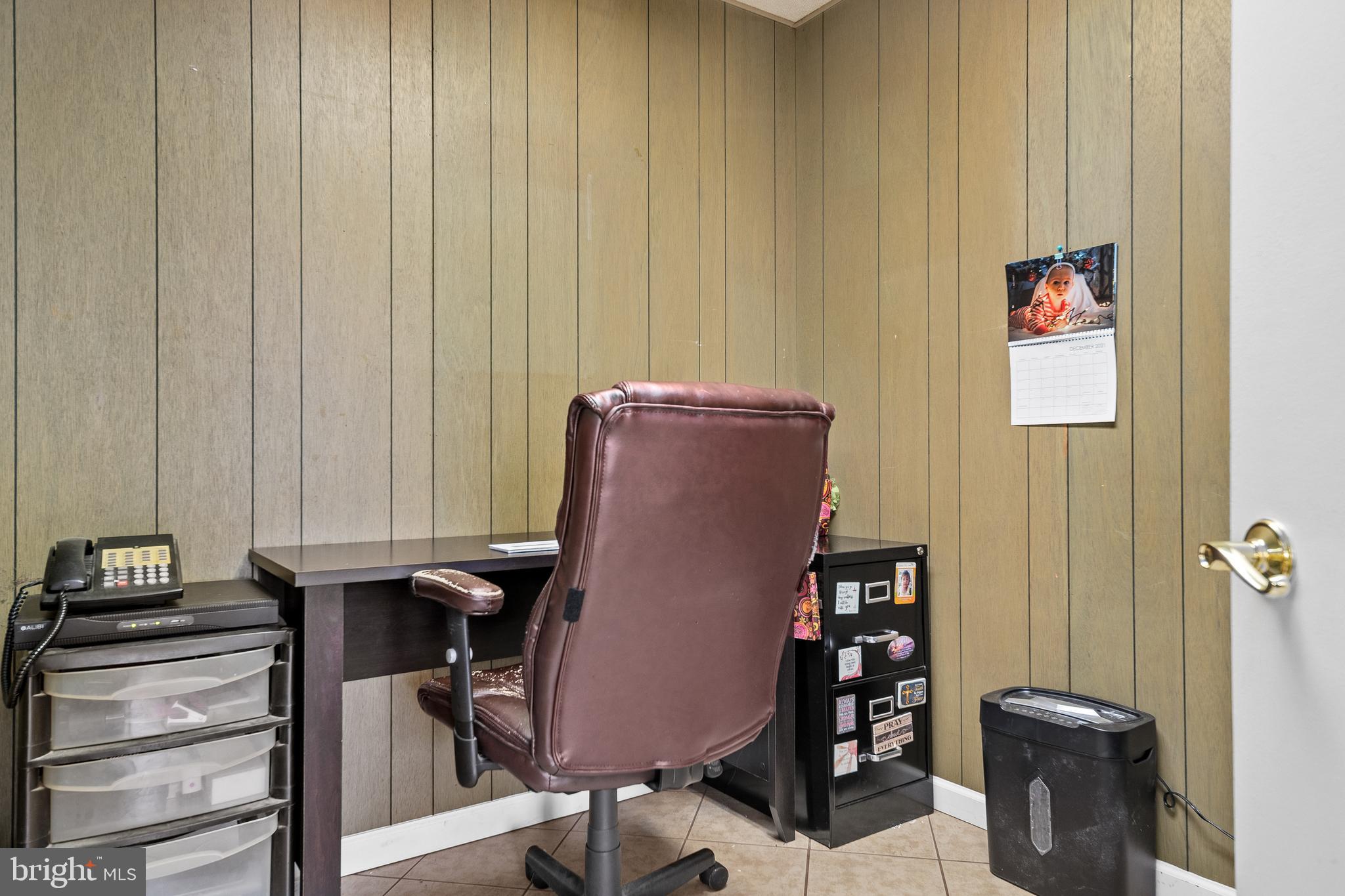 145 Roadstown Road Bridgeton, NJ 08302 - Photo 24 of 50 Separate office room