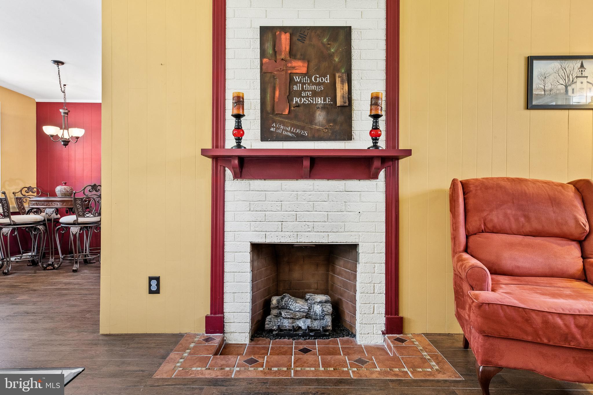 145 Roadstown Road Bridgeton, NJ 08302 - Photo 29 of 50 Living room