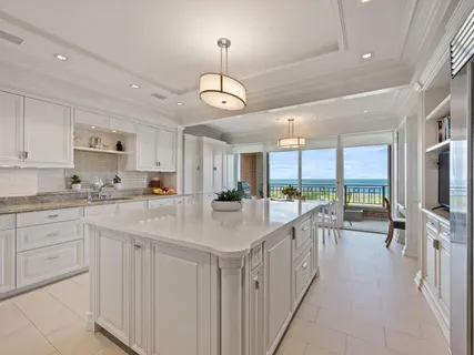 $4,100,000 | 2120 North Lincoln Park West, Unit 15, Chicago, IL 60614