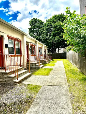 $1,590 | 31-33 Tillinghast Street, Unit 3, Newark, NJ 07108