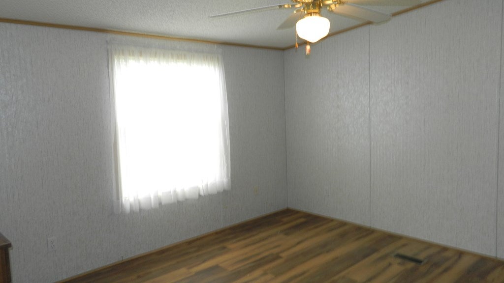 320 Hickory Avenue Rural Retreat, VA 24368 - Photo 19 of 34 Gallery Image 19