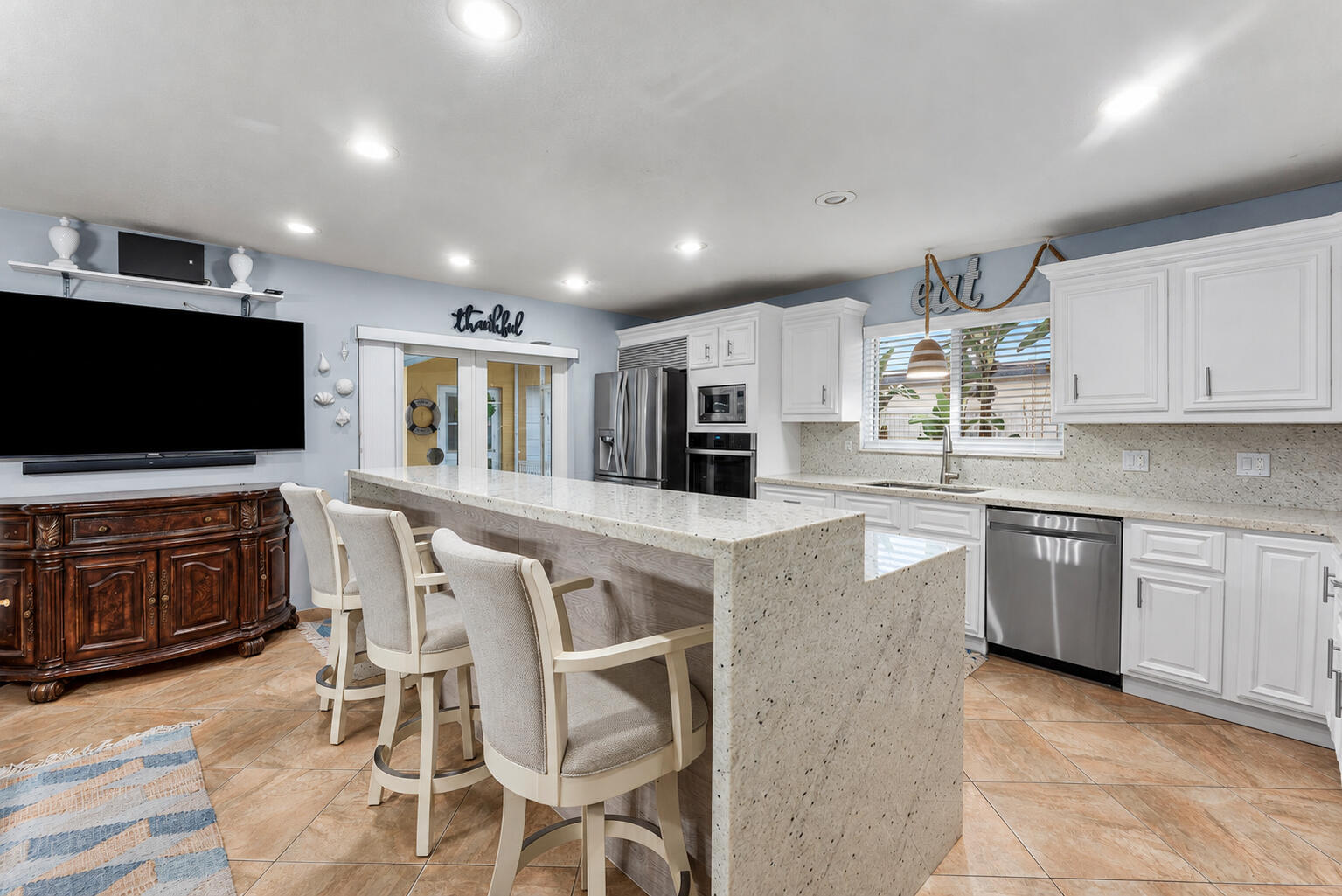 949 Laurel Road North Palm Beach, FL 33408 - Photo 10 of 53 Kitchen