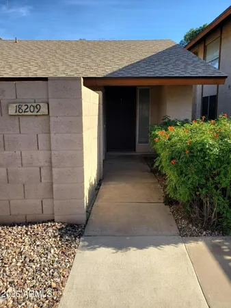 $1,740 | 18209 North 45th Avenue, Glendale, AZ 85308