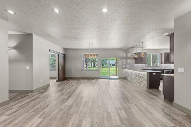 $699,000 | 231 Hogans Way, Chewelah, WA 99109