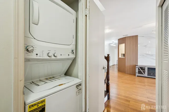 $449,000 | 36 Farnham Square, Parlin, NJ 08859