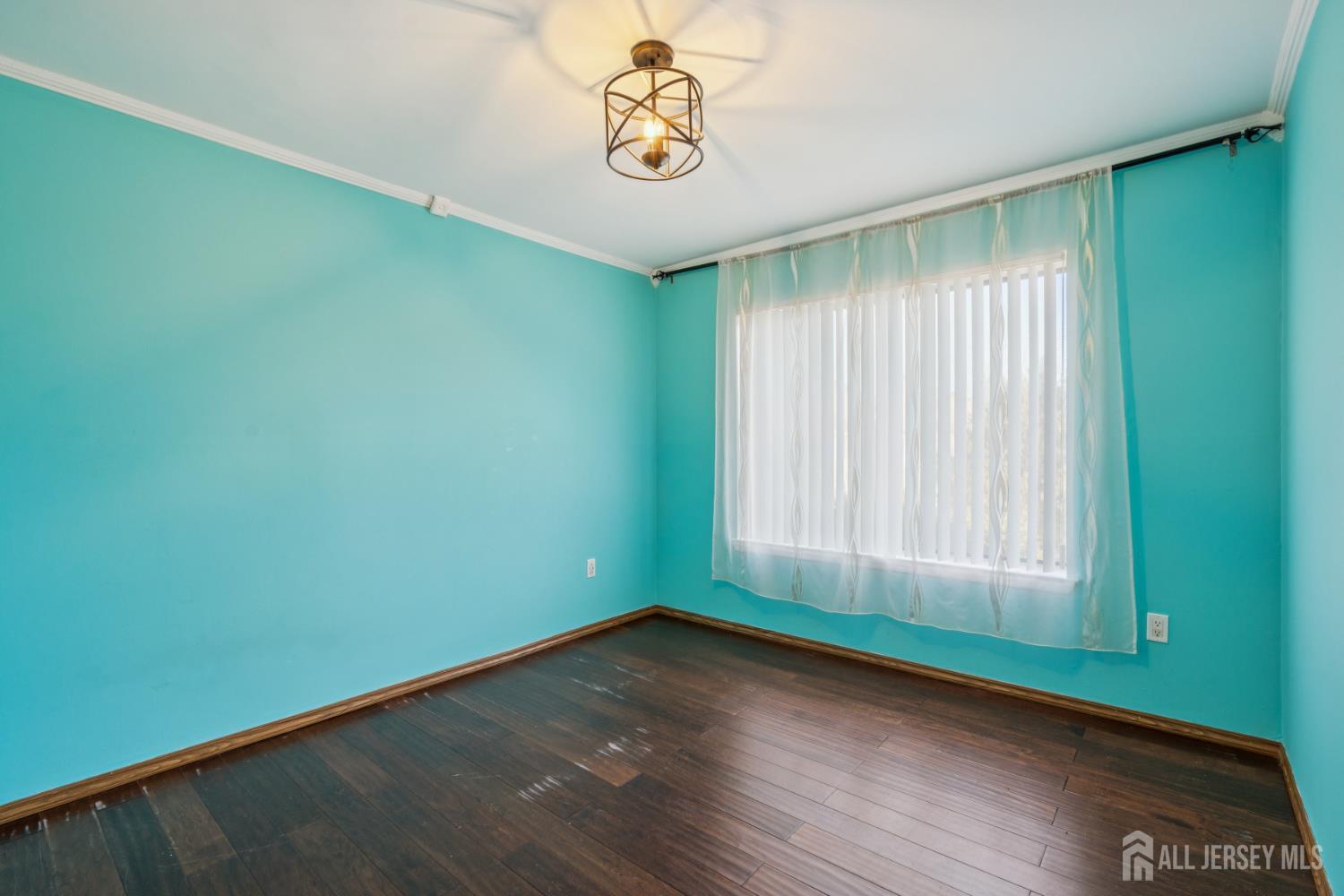 36 Farnham Square Parlin, NJ 08859 - Photo 24 of 31