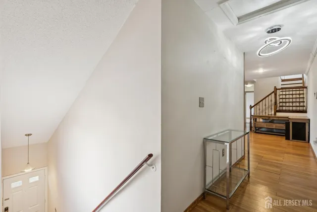 $449,000 | 36 Farnham Square, Parlin, NJ 08859