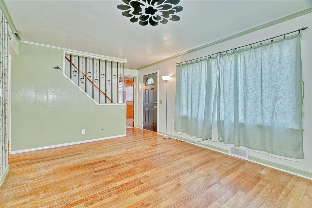 116 Alcott Road Greece, NY 14626 - Photo 8 of 20