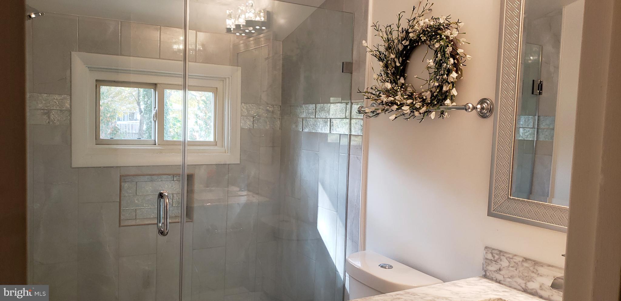 1923 Foxhall Road McLean, VA 22101 - Photo 16 of 20 Bath