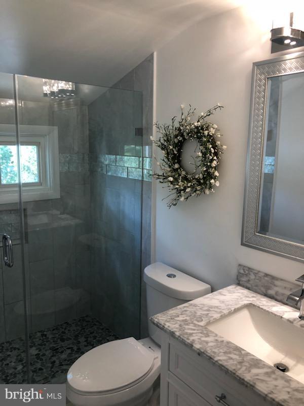 1923 Foxhall Road McLean, VA 22101 - Photo 20 of 20 Bath