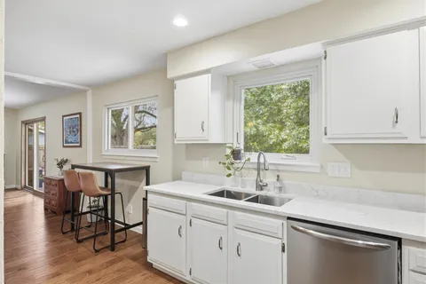$450,000 | 617 Blackberry Drive, Austin, TX 78745