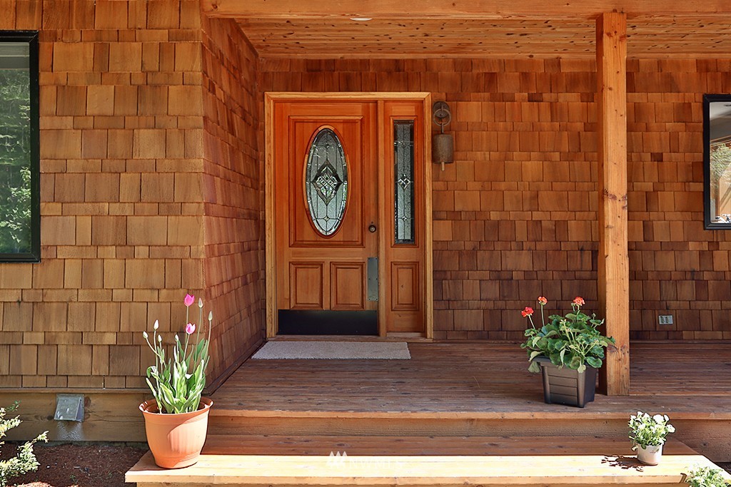 5275 Wilkinson Road Langley, WA 98260 - Photo 2 of 24 Gallery Image 2