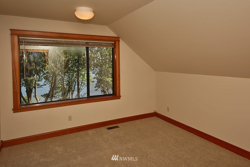 5275 Wilkinson Road Langley, WA 98260 - Photo 13 of 24 Gallery Image 13