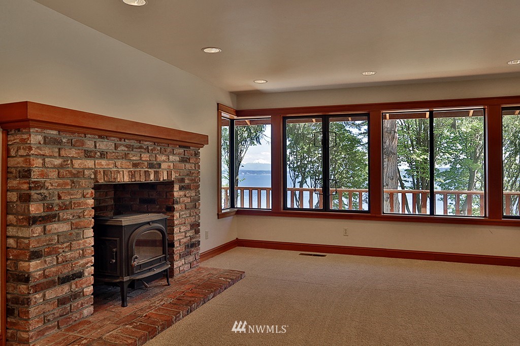 5275 Wilkinson Road Langley, WA 98260 - Photo 3 of 24 Gallery Image 3