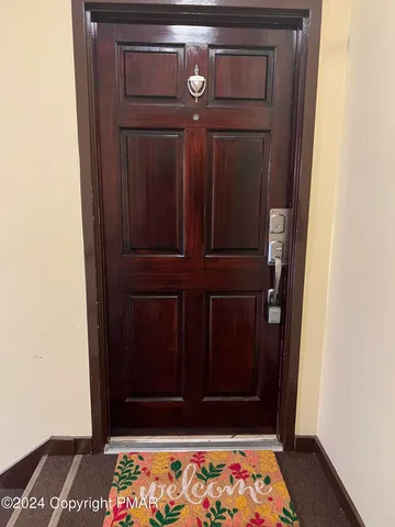 $259,500 | 316 Hollow Road, East Stroudsburg, PA 18302