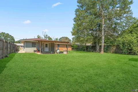 $215,000 | 7230 Linda Lee Drive, Denham Springs, LA 70706