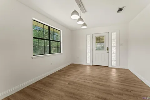 $215,000 | 7230 Linda Lee Drive, Denham Springs, LA 70706