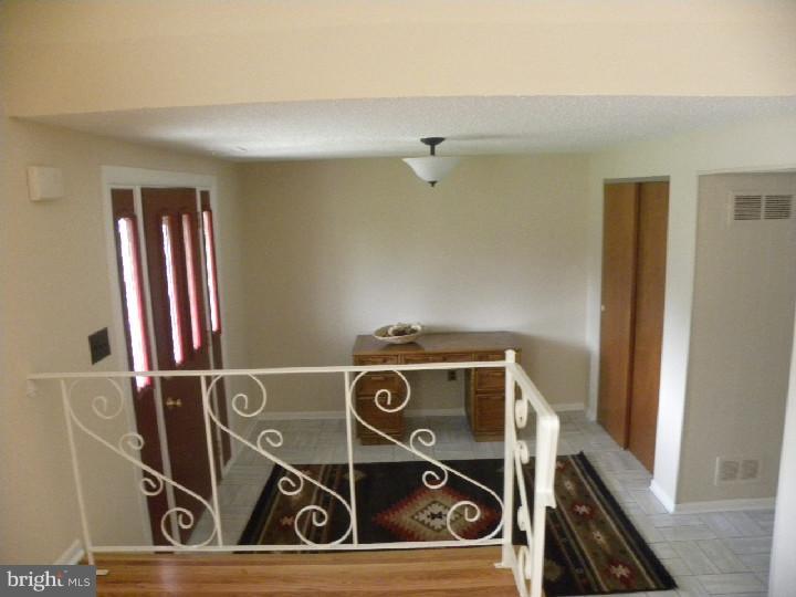 1539 Hampton Road Bensalem, PA 19020 - Photo 2 of 16 Foyer