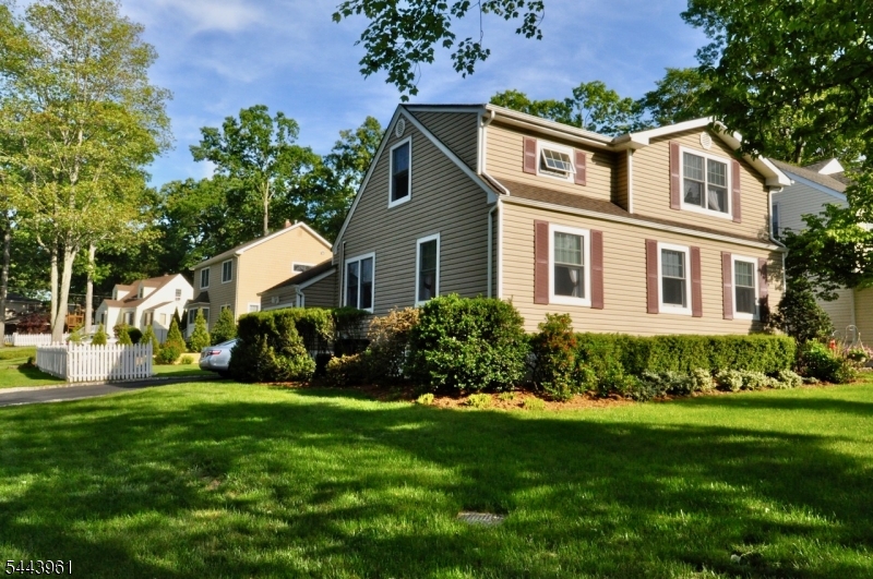 44 Winchester Road Livingston, NJ 07039 - Photo 18 of 18