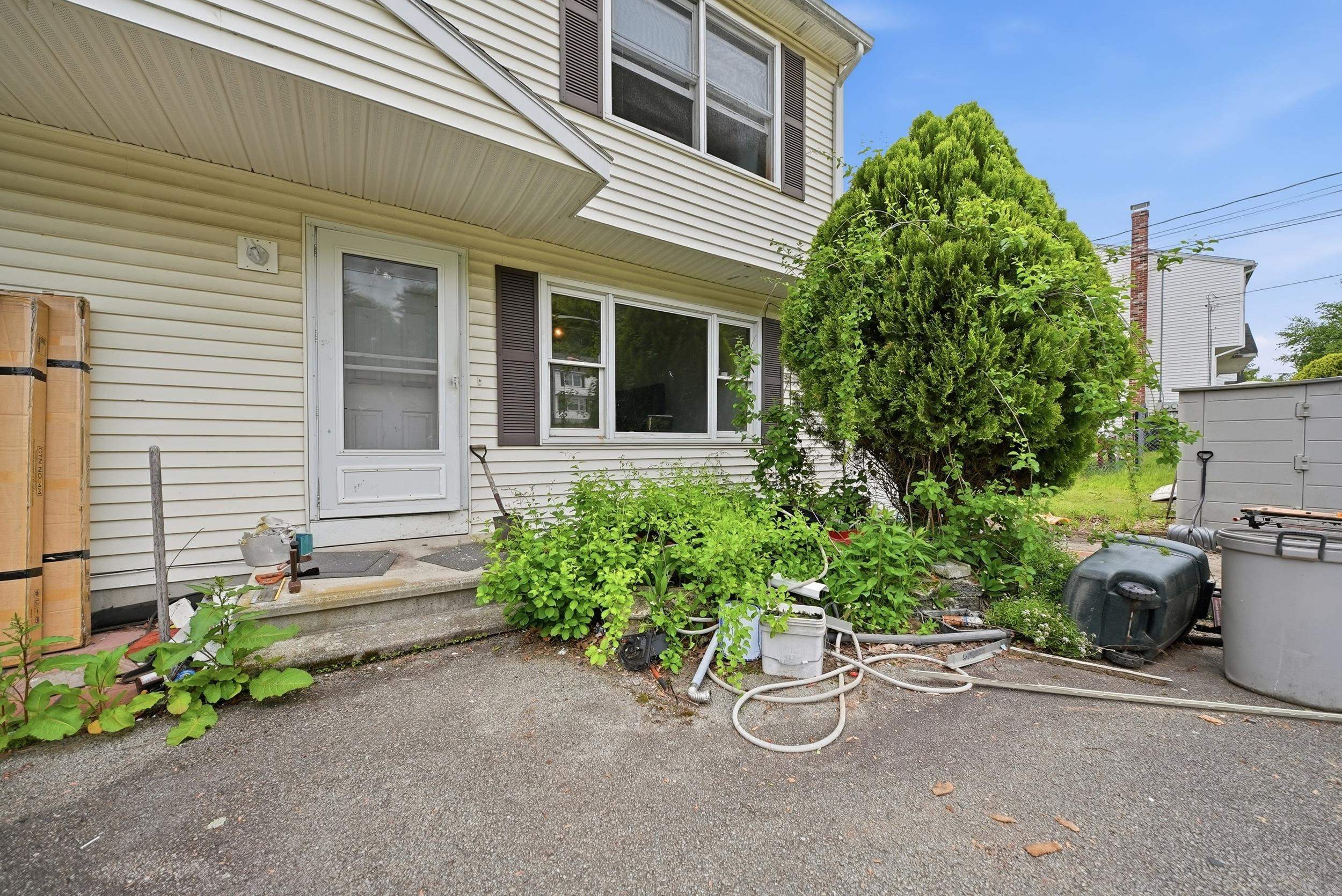 13 Sunnyside Lane, Unit R Derry, NH 03038 - Photo 37 of 54