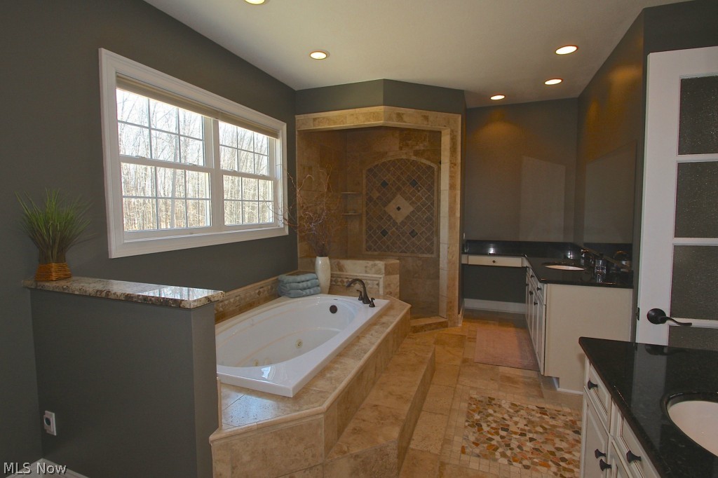 11465 Bartholomew Road Chagrin Falls, OH 44023 - Photo 14 of 24 Gallery Image 14