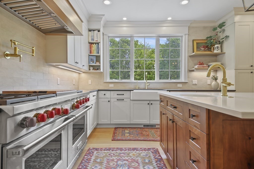 12 Fox Run Road Dover, MA 02030 - Photo 10 of 42 Gallery Image 10