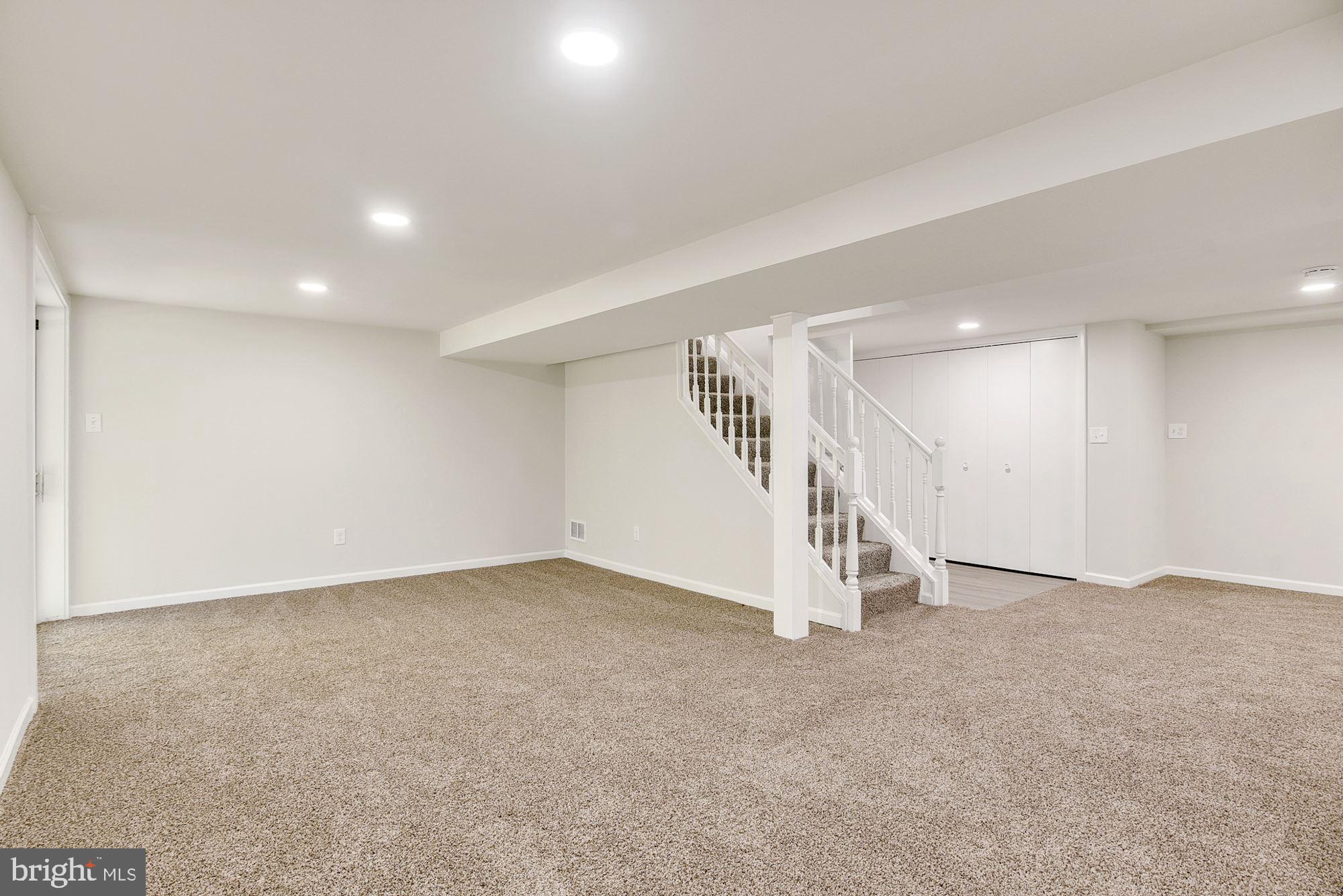 6231 Commons Road Baltimore, MD 21237 - Photo 23 of 36