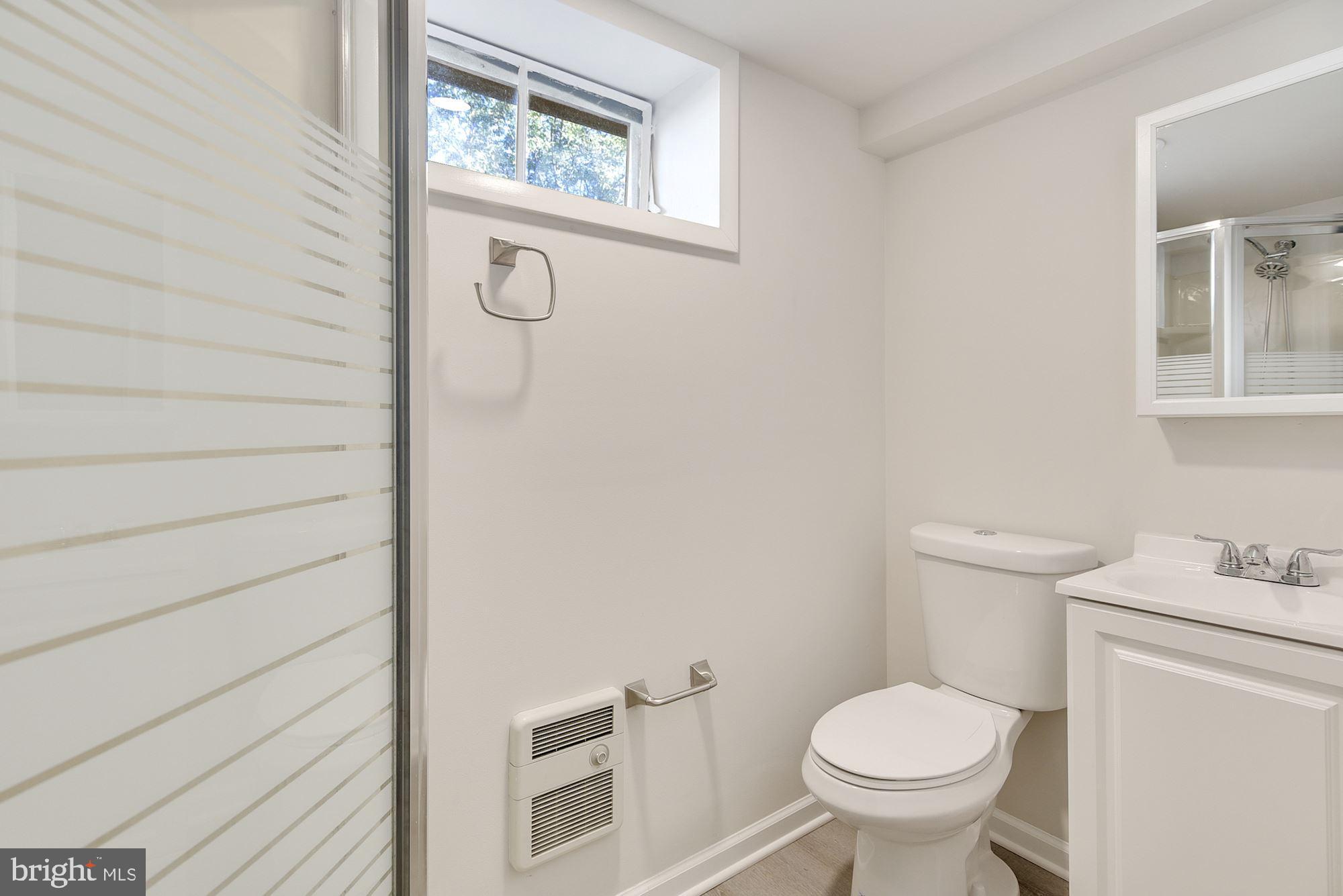 6231 Commons Road Baltimore, MD 21237 - Photo 27 of 36
