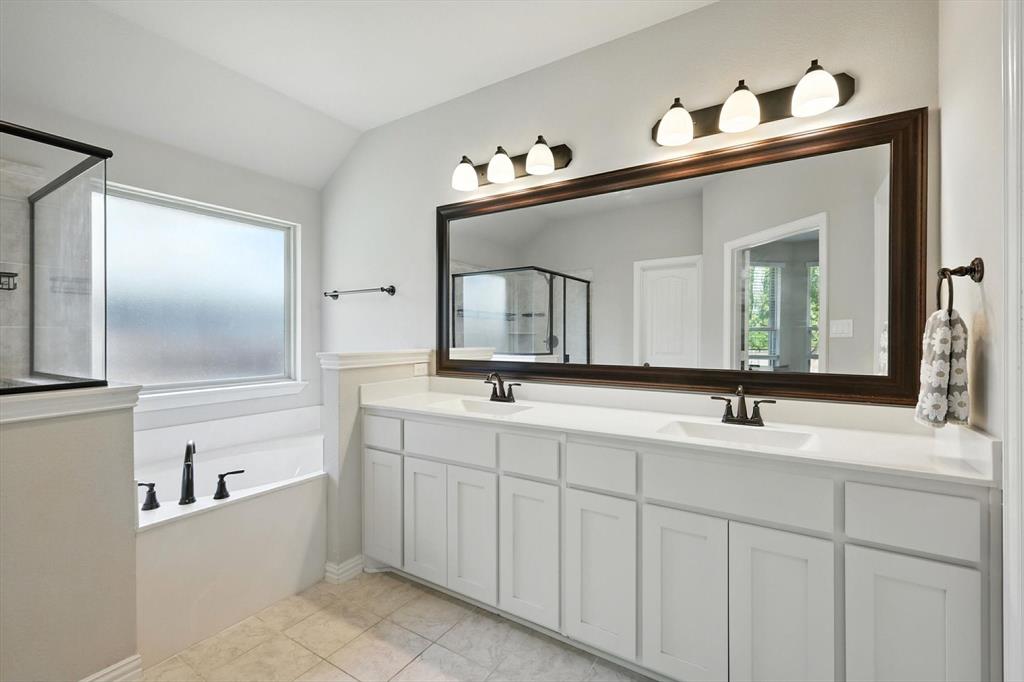 7425 Bellingham Road Fort Worth, TX 76179 - Photo 19 of 33