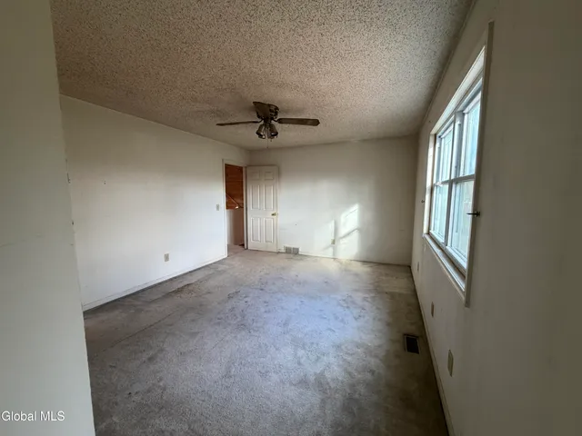 $250,000 | 42 Hackett Street, Bethlehem, NY 12158