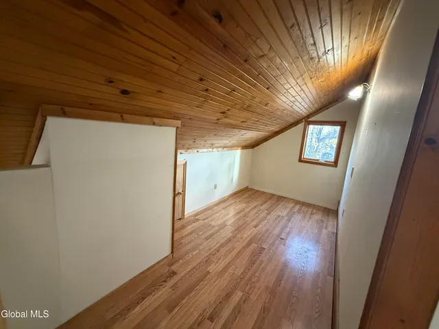 $250,000 | 42 Hackett Street, Bethlehem, NY 12158