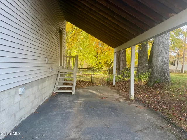 $250,000 | 42 Hackett Street, Bethlehem, NY 12158
