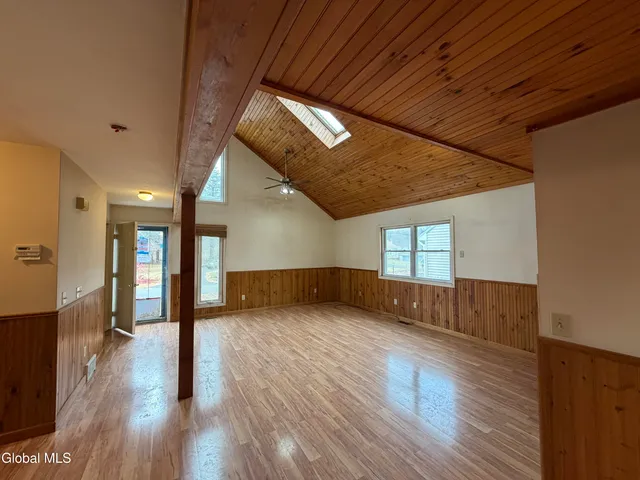 $250,000 | 42 Hackett Street, Bethlehem, NY 12158