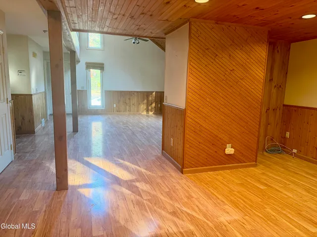 $250,000 | 42 Hackett Street, Bethlehem, NY 12158